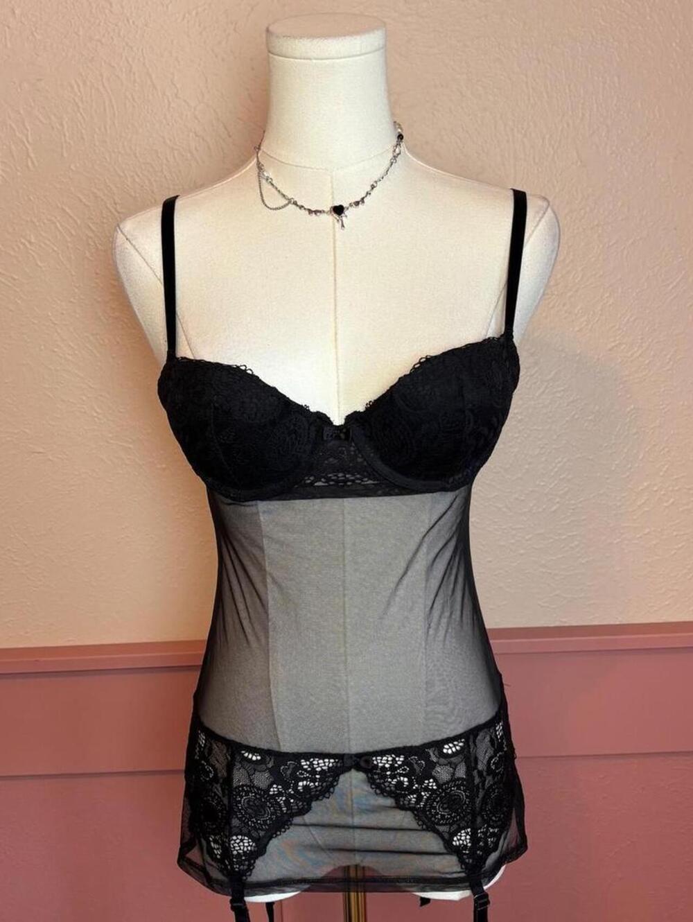 victoria’s secret black lace mesh lingerie sz 34b garter romantic